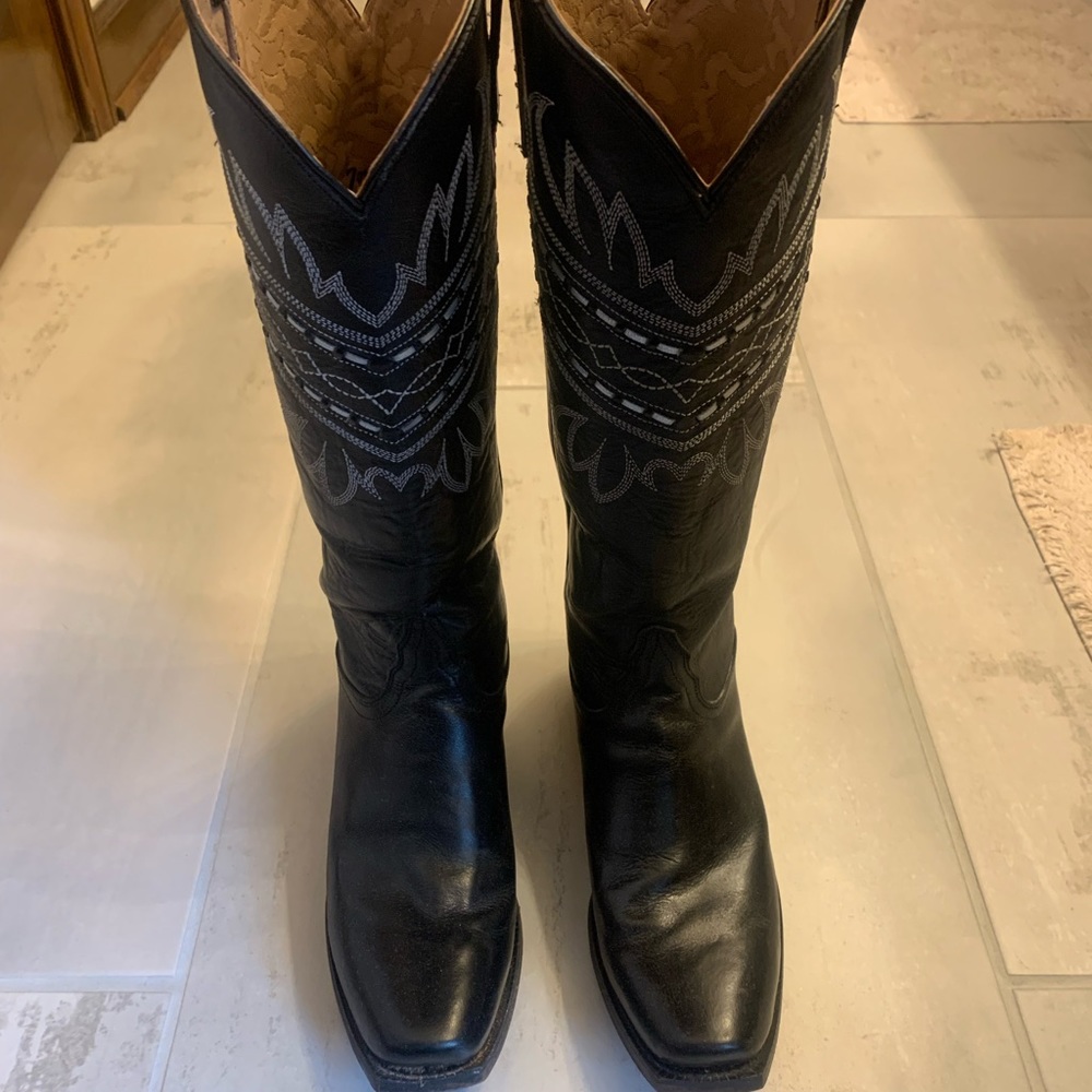 Women’s Tony Llama Cowgirl Boots Size 8.5 B